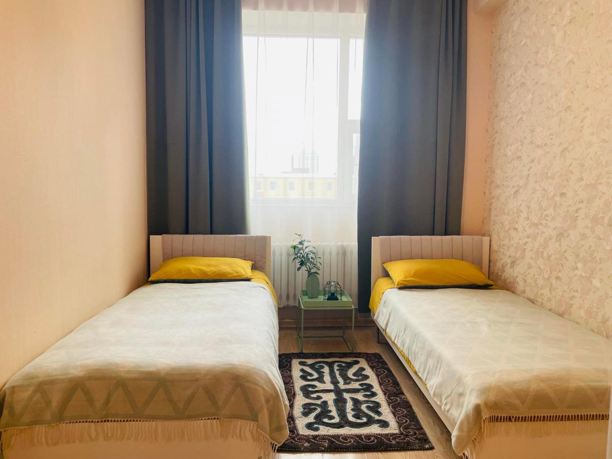 Nomad Airport B&B, Gobi Tours ウランバートル エクステリア 写真